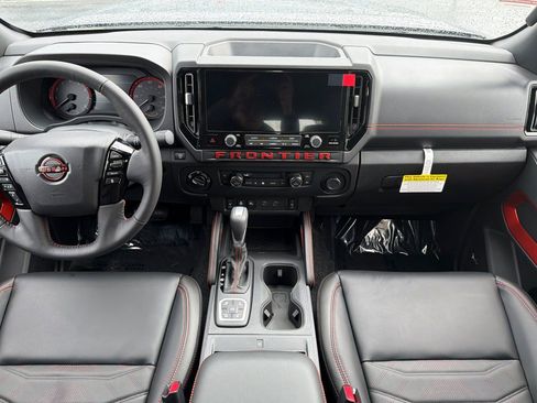 New 2026 Nissan Frontier PRO-4X w/ Pro Premium Package AWD/4WD image 15