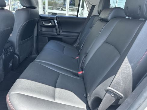 Used 2021 Toyota 4Runner TRD Off-Road Premium w/ Moonroof Package AWD/4WD image 12