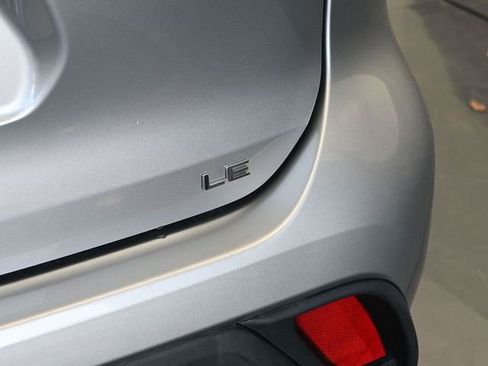 Used 2023 Toyota Highlander LE image 13