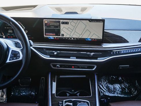 Used 2024 BMW X5 sDrive40i w/ M Sport Package image 15