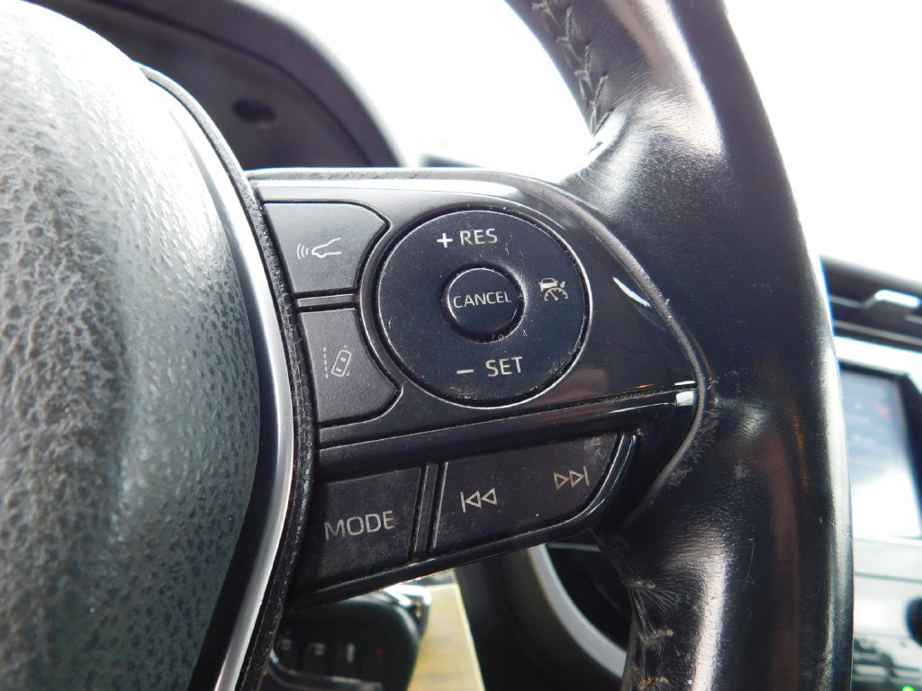Used 2018 Toyota Camry SE FWD image 20