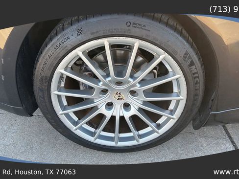 Used 2013 Porsche Panamera image 10