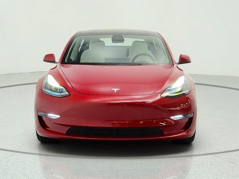 Used 2022 Tesla Model 3 Long Range AWD/4WD image 2