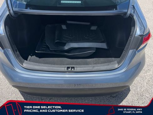 Used 2023 Toyota Corolla LE FWD image 10