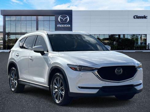 Used 2019 MAZDA CX-5 Signature image 1