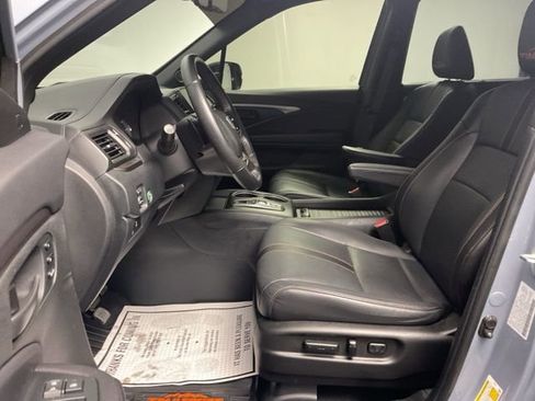 Used 2023 Honda Passport TrailSport image 14