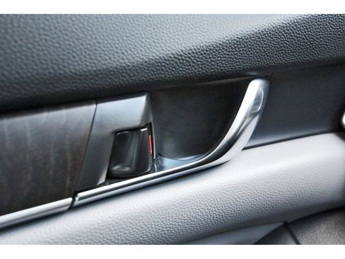 Used 2019 Honda Accord EX image 20