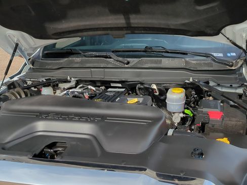 Used 2025 RAM 2500 Laramie image 35