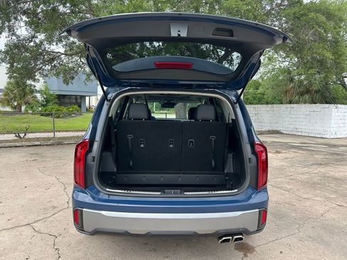 Used 2023 Kia Telluride S w/ S Sunroof Package FWD image 55