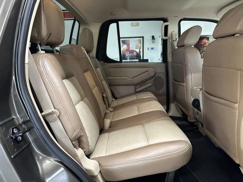 Used 2008 Ford Explorer Sport Trac XLT image 15