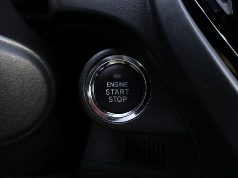 Used 2025 Subaru Forester Sport image 33