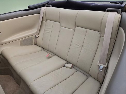Used 2002 Toyota Solara Convertible image 15