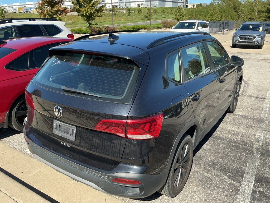 Used 2024 Volkswagen Taos S FWD image 9