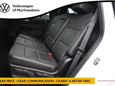 Used 2024 Chevrolet Tahoe LT RWD image 24
