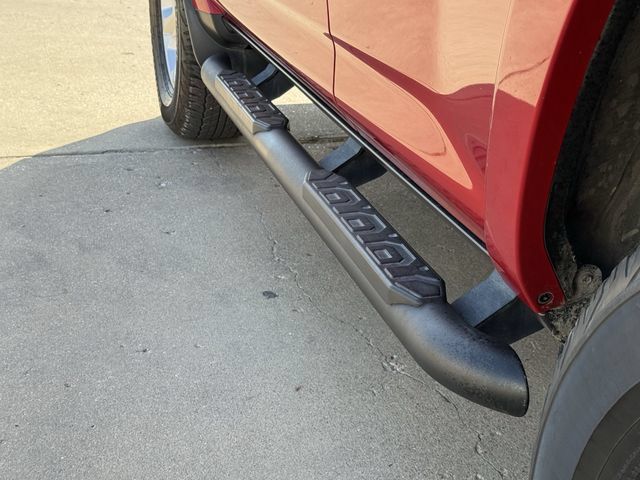 Used 2021 Toyota 4Runner SR5 AWD/4WD image 9