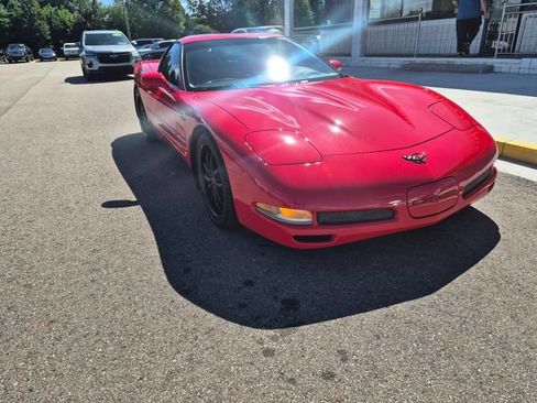 Used 2002 Chevrolet Corvette Z06 w/ Memory Pkg RWD image 5