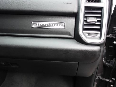 Used 2022 RAM 1500 Big Horn AWD/4WD image 37