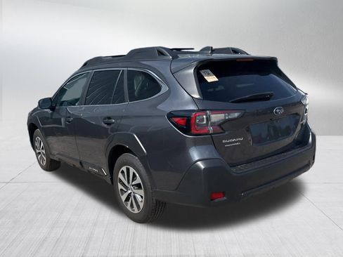 Used 2023 Subaru Outback Premium AWD/4WD image 9
