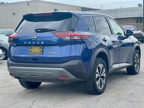 Used 2022 Nissan Rogue SV AWD/4WD image 3