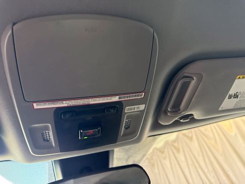 Used 2020 Toyota Camry LE FWD image 25