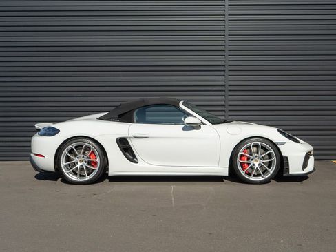 Used 2021 Porsche 718 Boxster Spyder image 8