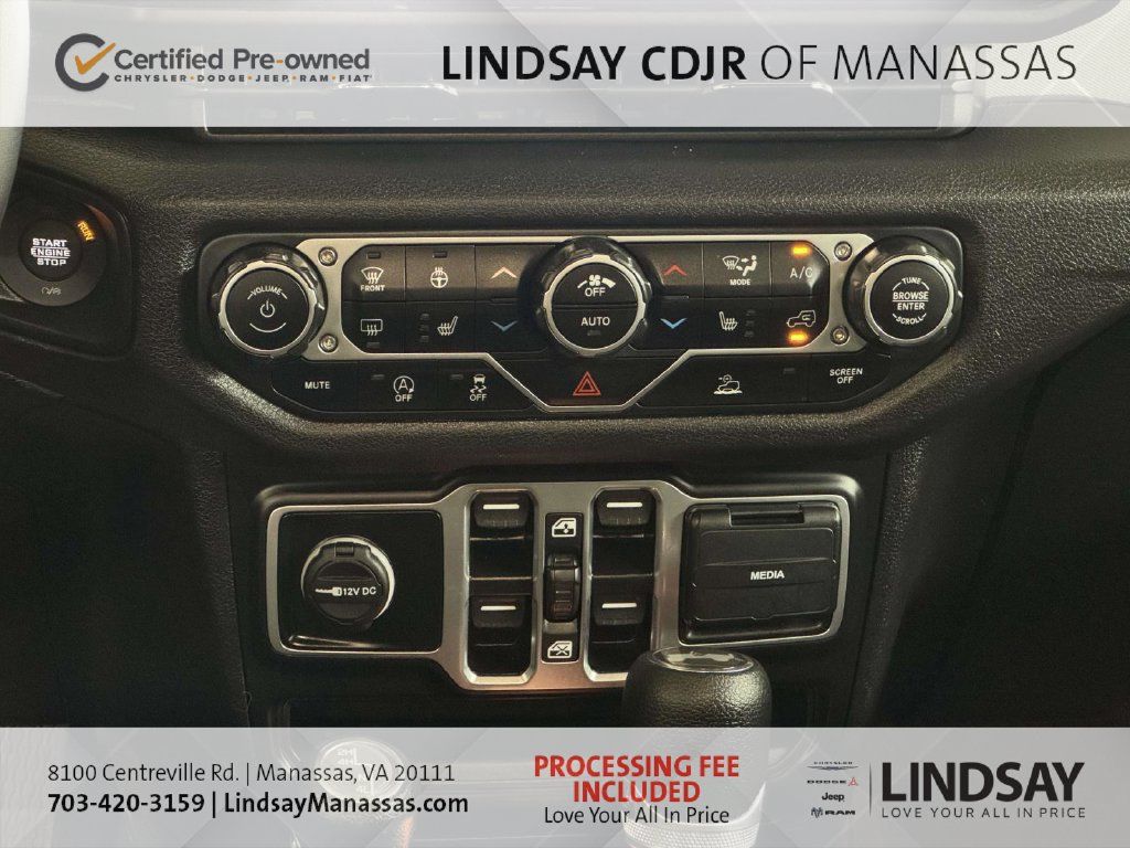 Used 2025 Jeep Wrangler Unlimited Sport AWD/4WD image 26