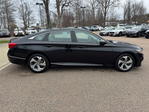 Used 2018 Honda Accord EX-L image 8