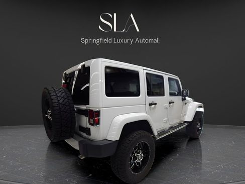 Used 2017 Jeep Wrangler Unlimited Sahara w/ Dual Top Group image 5