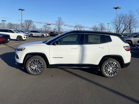 New 2024 Jeep Compass Limited w/ Elite Group image 4