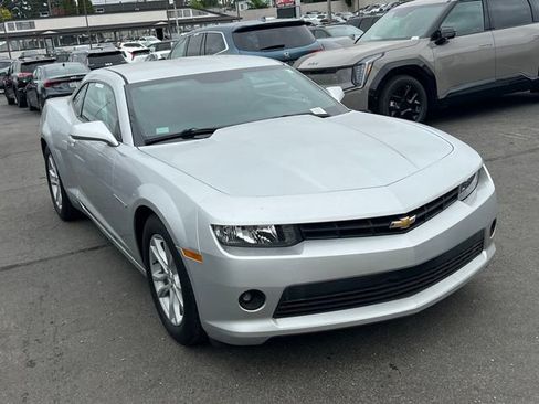 Used 2015 Chevrolet Camaro LS RWD image 5