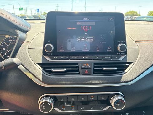 Used 2019 Nissan Altima 2.5 SR w/ SR Premium Package FWD image 15