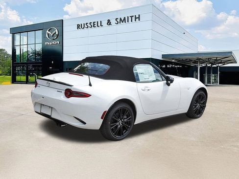 New 2026 MAZDA MX-5 Miata Club w/ Interior Package RWD image 4