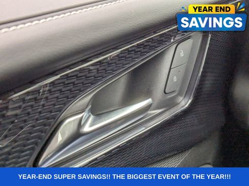 Used 2024 Chevrolet Blazer EV LT image 31