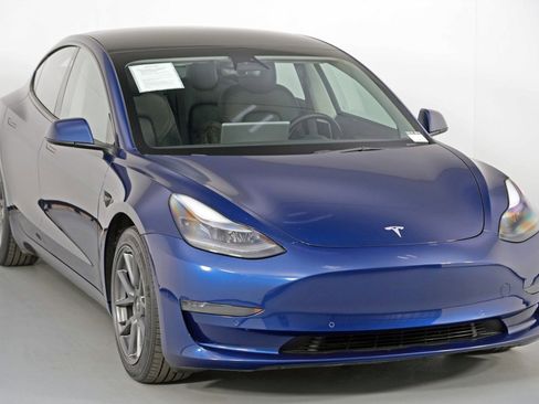 Used 2022 Tesla Model 3 Long Range image 55