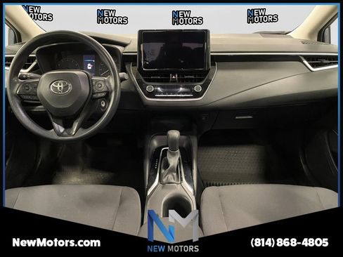 Used 2024 Toyota Corolla LE FWD image 10