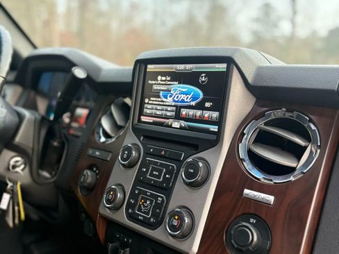 Used 2016 Ford F350 Lariat w/ Lariat Ultimate Package image 16