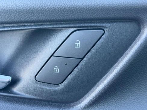 New 2026 Chevrolet Equinox ACTIV image 45