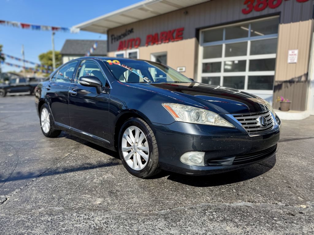 Used 2010 Lexus ES 350 w/ Preferred Accessory Package FWD image 2