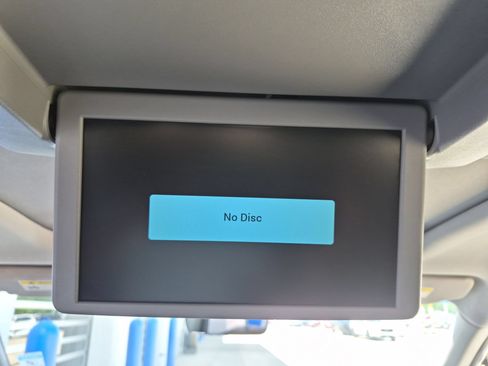 Used 2022 Honda Pilot Touring image 28