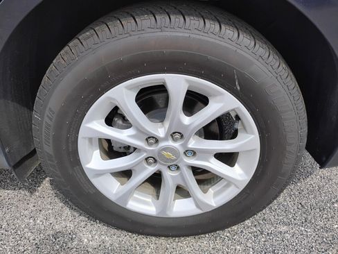 Used 2021 Chevrolet Equinox LT w/ Driver Convenience Package FWD image 24