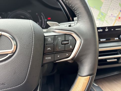 Used 2024 Lexus RX 350h w/ Accessory Package (Z1) image 20