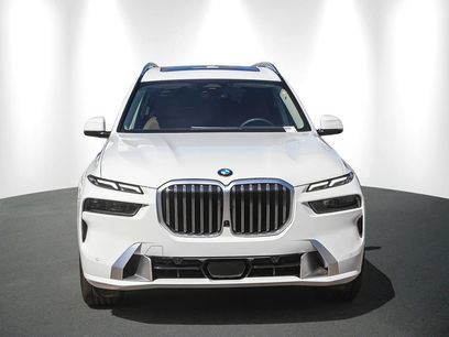 New 2027 BMW X7 xDrive40i w/ Premium Package