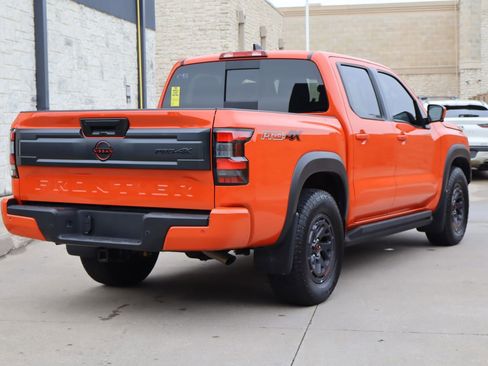 Used 2025 Nissan Frontier PRO-4X w/ Pro Premium Package AWD/4WD image 3