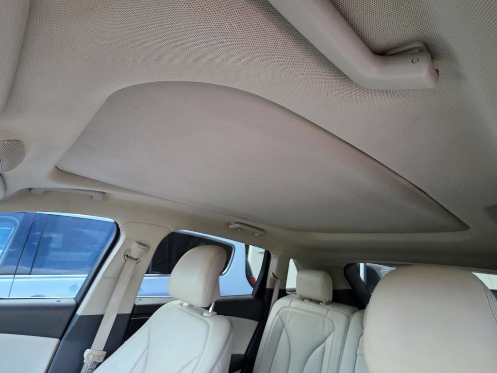 Used 2016 Lincoln MKX Reserve FWD image 8