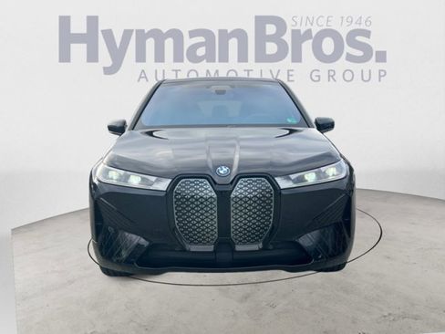 Used 2025 BMW iX xDrive50 image 8
