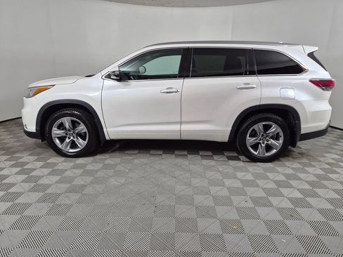Used 2016 Toyota Highlander Limited Platinum AWD/4WD image 6