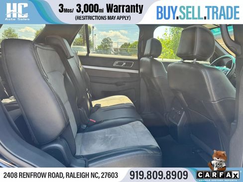 Used 2017 Ford Explorer XLT w/ Equipment Group 202A AWD/4WD image 19