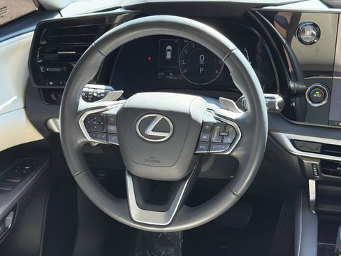 Used 2024 Lexus RX 350 FWD w/ Technology Package image 12