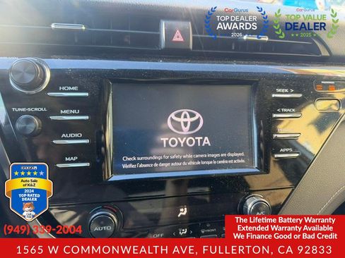 Used 2019 Toyota Camry SE FWD image 28