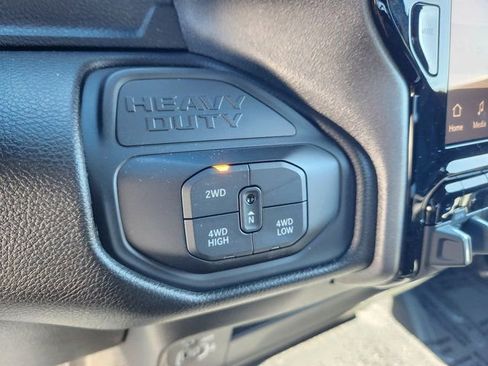 New 2026 RAM 3500 Tradesman AWD/4WD image 17